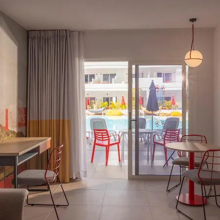 Hotel Sholeo Gigantes (adults Only) 3*